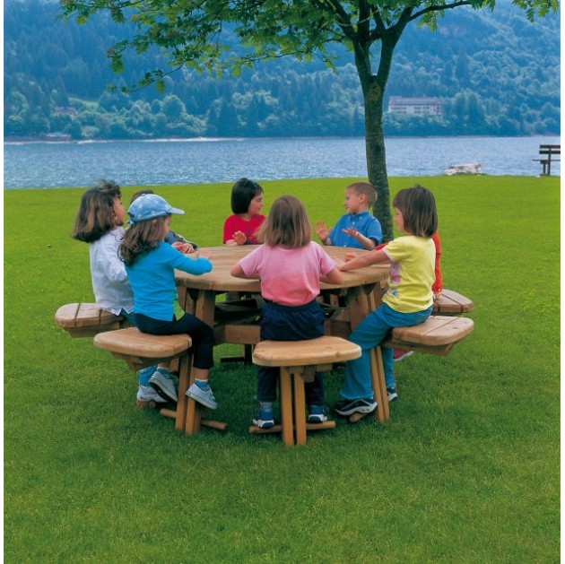 Bancuta comunica 8 com8