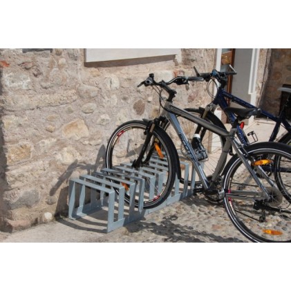 Suporturi pentru biciclete cubo // pbc126